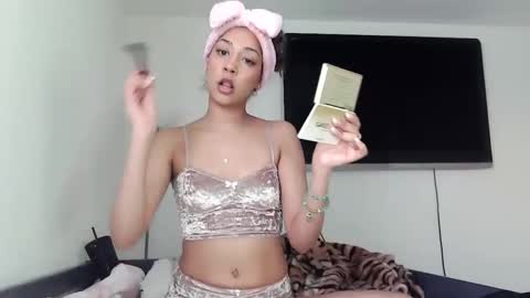 kaelagreen online show from 02.20.25