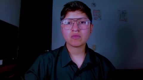 Snapshot of kai_rayder chatting on 11.17.25 Kai online show from 11.17.25