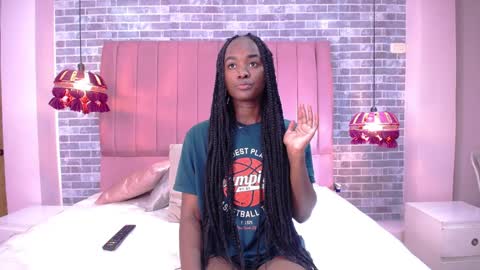 Snapshot of kaiadebayo chatting on 12.04.24 Angie  online show from 12.04.24