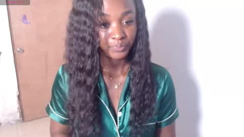 Snapshot of kaiadebayo chatting on 10.12.25 Angie  online show from 10.12.25