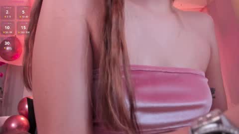 Kaia Ferreira online show from 02.14.25