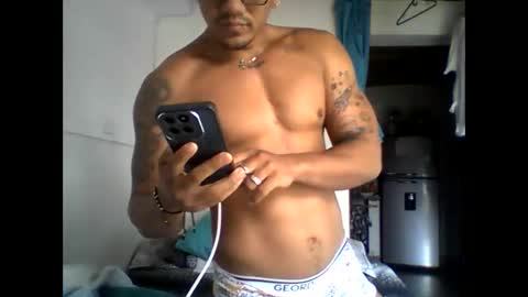 Snapshot of kail_1111 chatting on 12.05.25 kail_1111 online show from 12.05.25