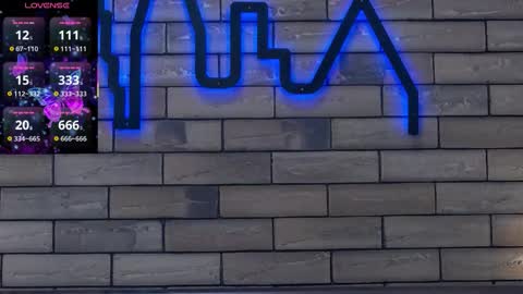 Kaila Lewis online show from 09.19.25