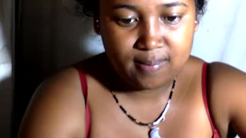 Snapshot of kaillah chatting on 03.11.25 kaillah online show from 03.11.25