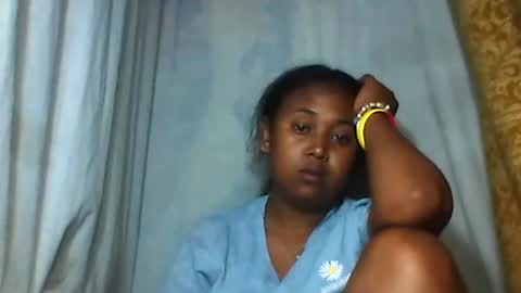 Snapshot of kaillah chatting on 11.16.25 kaillah online show from 11.16.25