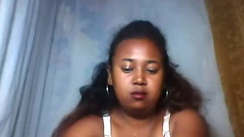 Snapshot of kaillah chatting on 11.21.25 kaillah online show from 11.21.25