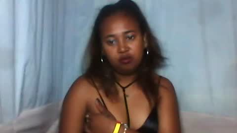 Snapshot of kaillah chatting on 11.29.25 kaillah online show from 11.29.25