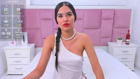 Snapshot of kaily_sweet1 chatting on 10.23.25 kelly online show from 10.23.25