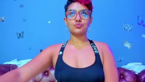 Snapshot of kaira_mosse_ chatting on 06.17.26 kaira_mosse_ online show from 06.17.26