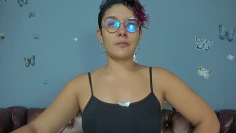 kaira_mosse_ online show from 07.15.26