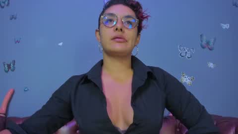 kaira_mosse_ online show from 07.17.26