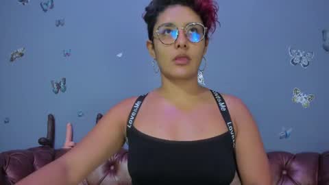 kaira_mosse_ online show from 07.23.26