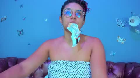 kaira_mosse_ online show from 07.31.26
