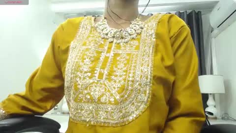 Kaira online show from 04.22.26
