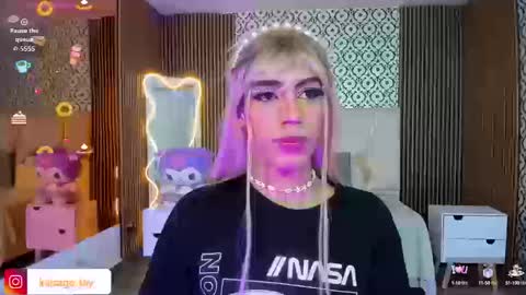 Snapshot of kaisage_tay chatting on 09.19.25 kaisage_tay online show from 09.19.25