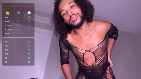 Snapshot of kaitemptation chatting on 11.15.25 Malakai Kai or Ky online show from 11.15.25