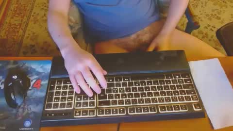 Leon online show from 12.24.24