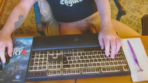 Leon online show from 12.27.24