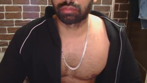 Snapshot of kaku69696 chatting on 12.25.24 Vicky online show from 12.25.24