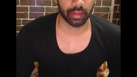 Snapshot of kaku69696 chatting on 01.01.25 Vicky online show from 01.01.25