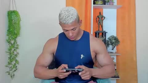 kale thomson online show from 12.09.24