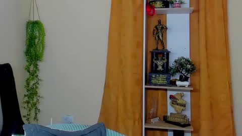 kale thomson online show from 03.08.25