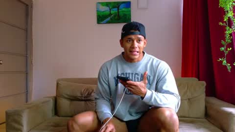 Snapshot of kale_tomson chatting on 07.27.26 kale thomson online show from 07.27.26