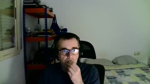 Snapshot of kalem48 chatting on 01.18.26 MusicMen49 online show from 01.18.26