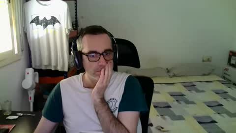 Snapshot of kalem48 chatting on 04.07.26 MusicMen49 online show from 04.07.26