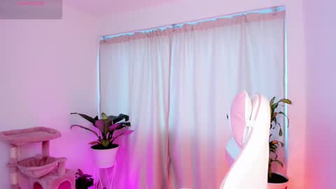 Kali Ka Please help me with your thumbs up its important   dont forget my birthday on October 26 online show from 02.21.25