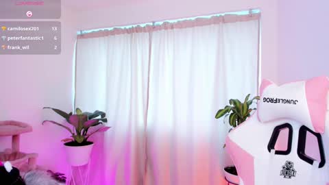 Kali Ka Please help me with your thumbs up its important   dont forget my birthday on October 26 online show from 02.21.25