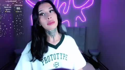 Kali Ka Please help me with your thumbs up its important   dont forget my birthday on October 26 online show from 10.12.25