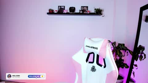 Kali Ka Please help me with your thumbs up its important   dont forget my birthday on October 26 online show from 11.24.25