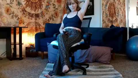 Tara Smith online show from 03.04.25
