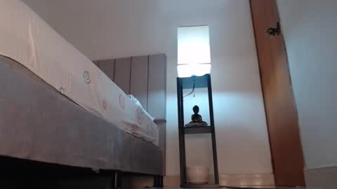 Snapshot of kalindi_ chatting on 12.21.24 ONLY FANS  cami0777 FANSLY Camilabcruz777    instagram  online show from 12.21.24