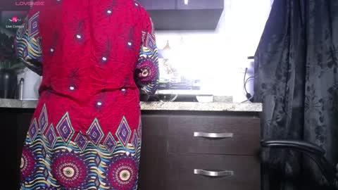 Snapshot of kalpananaisha_ chatting on 02.06.25 Alisha online show from 02.06.25