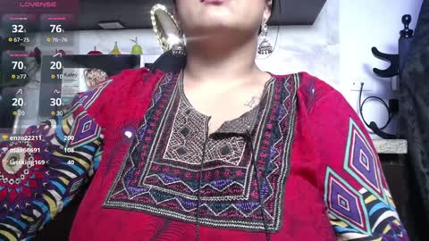 Snapshot of kalpananaisha_ chatting on 02.06.25 Alisha online show from 02.06.25