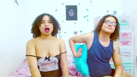 Snapshot of kami_chigiri chatting on 01.20.25 Dante and Carolina independient model online show from 01.20.25