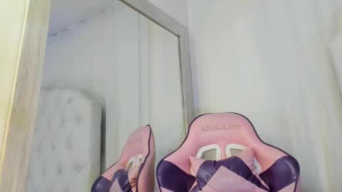    online show from 02.11.25