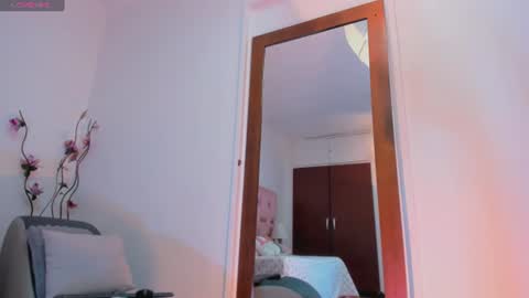 Snapshot of kamila_arias chatting on 07.22.26 online show from 07.22.26