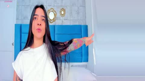 Kamila Betancourt online show from 05.18.26