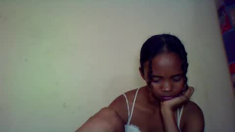 kamillah69 online show from 11.13.25