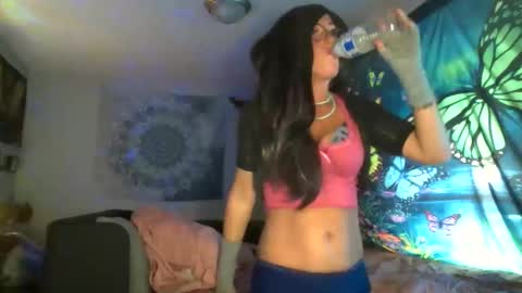 Snapshot of kandi4love chatting on 10.21.25 kandi4love online show from 10.21.25