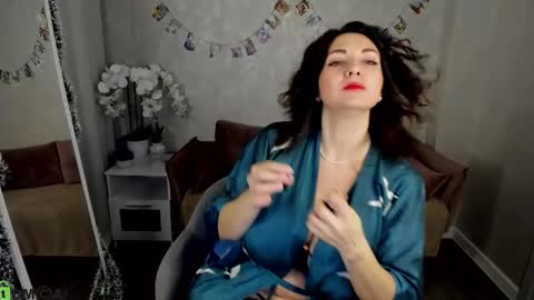 Snapshot of kandy_balls chatting on 12.21.25 kandy_balls online show from 12.21.25