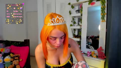 hello  Im Danni online show from 04.25.26