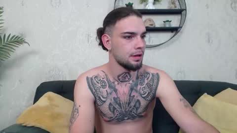 Snapshot of kanehunter chatting on 11.30.25 Kane online show from 11.30.25