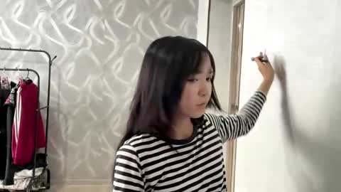 Lily online show from 05.24.26