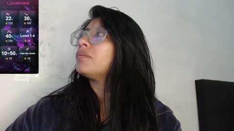 Snapshot of kanroji_mitsuri_11 chatting on 12.27.24 Sanctuary online show from 12.27.24