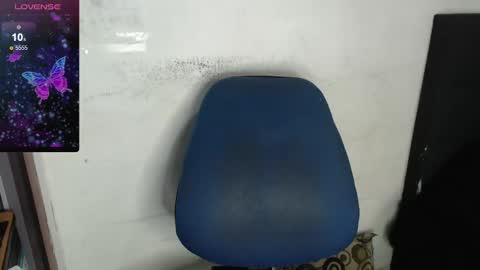 Snapshot of kanroji_mitsuri_11 chatting on 01.06.25 Sanctuary online show from 01.06.25