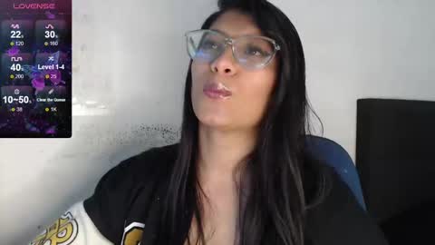 Snapshot of kanroji_mitsuri_11 chatting on 01.08.25 Sanctuary online show from 01.08.25